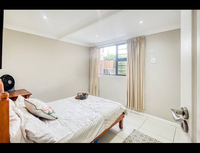 5 BEDROOM HOUSE FOR SALE IN NAHOON